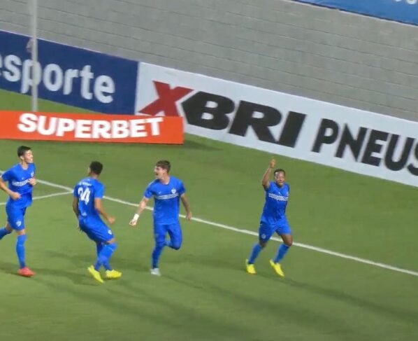Juliano fez o gol da vitória do Barra sobre o Avaí (Foto: reprodução, FCF TV)