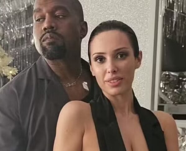 Kanye West e Bianca Censori
