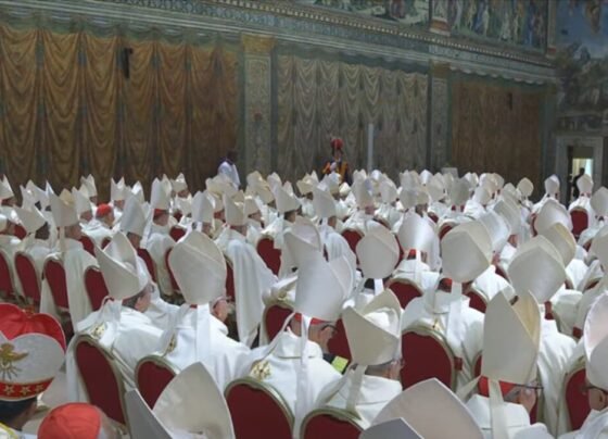 Papa Leão XIV celebra 1ª missa no Vaticano